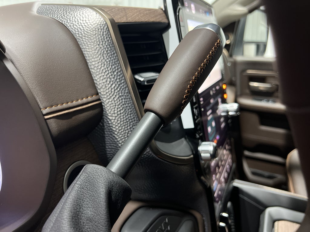 2026 RAM Ram 3500 RAM 3500 LIMITED LONGHORN CREW CAB 4X4 8' BOX