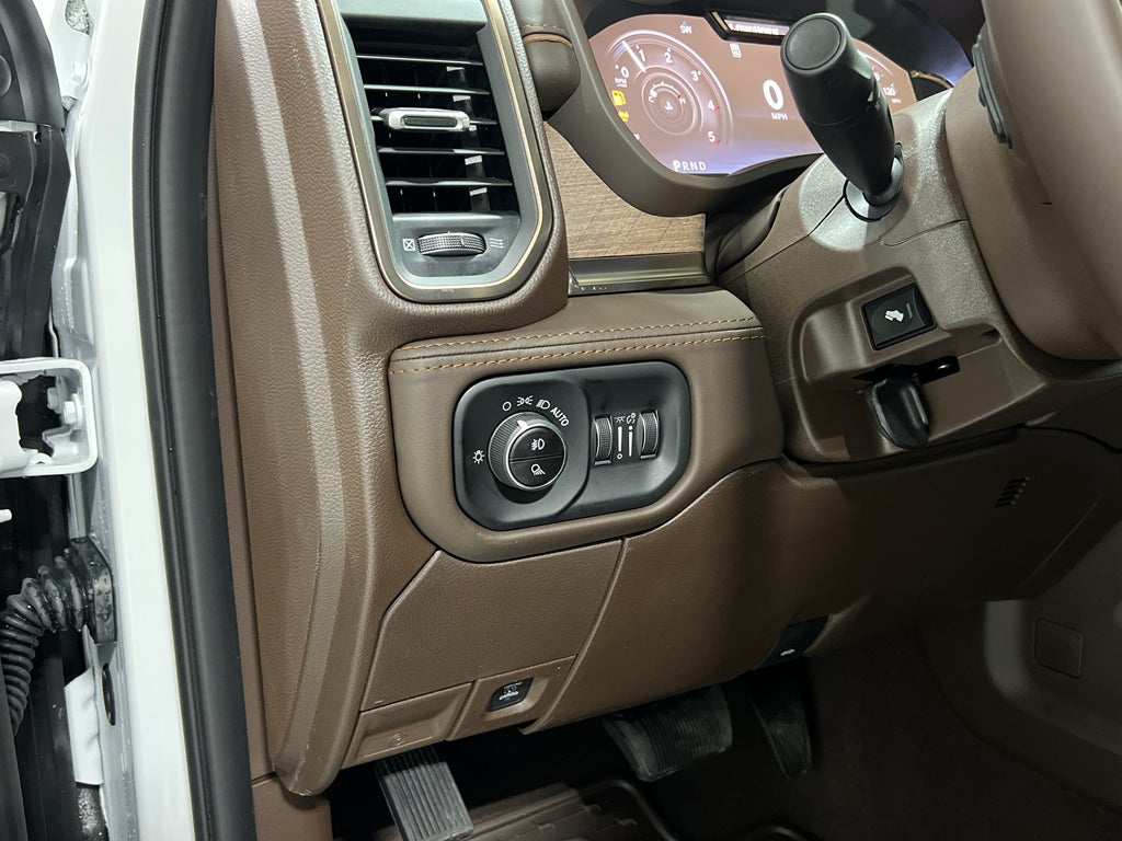 2026 RAM Ram 3500 RAM 3500 LIMITED LONGHORN CREW CAB 4X4 8' BOX