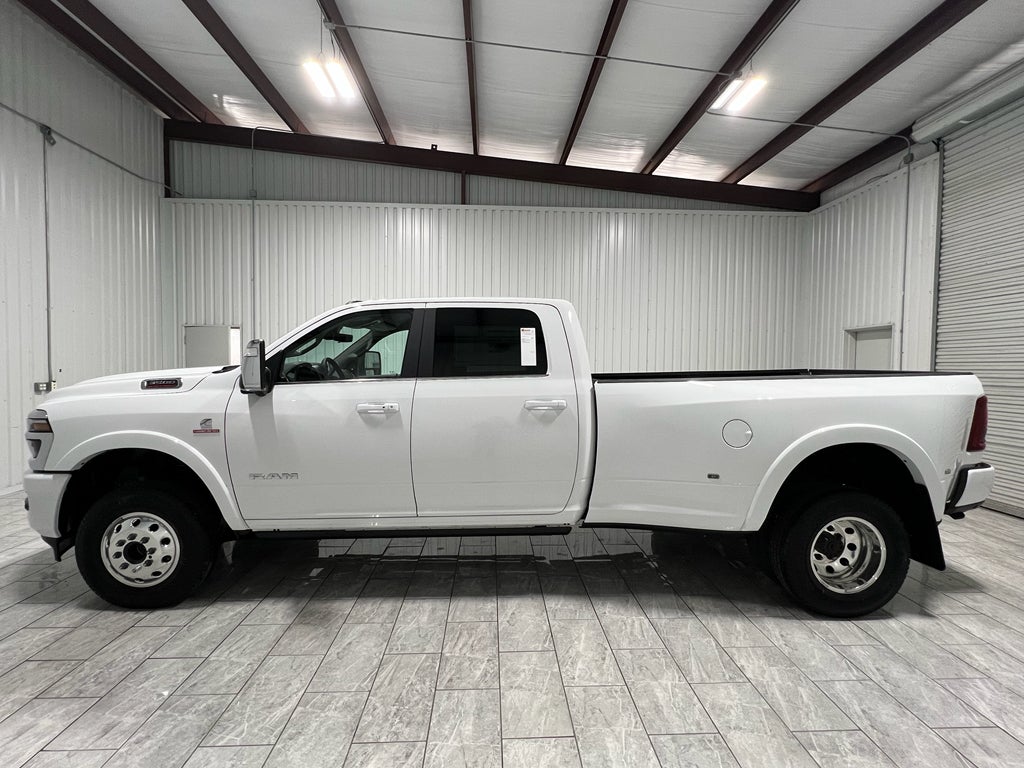 2026 RAM Ram 3500 RAM 3500 LIMITED LONGHORN CREW CAB 4X4 8' BOX