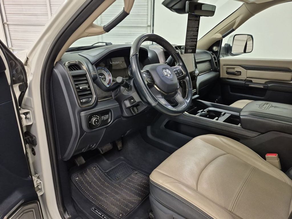 2021 RAM 3500 Limited Crew Cab 4x4 8' Box