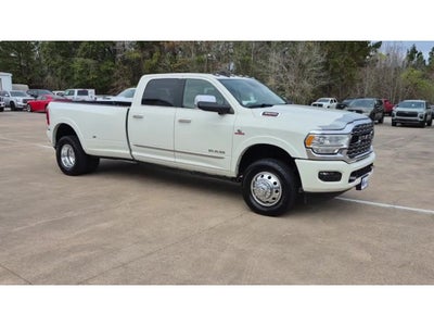 2021 RAM 3500 Limited Crew Cab 4x4 8' Box