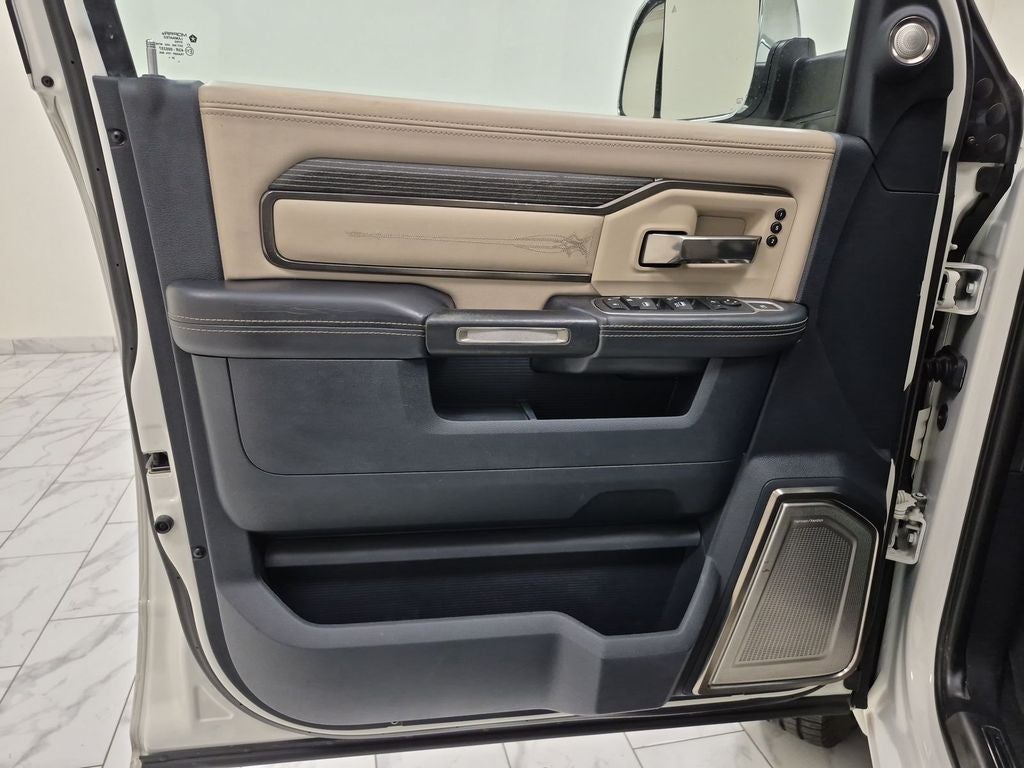 2021 RAM 3500 Limited Crew Cab 4x4 8' Box