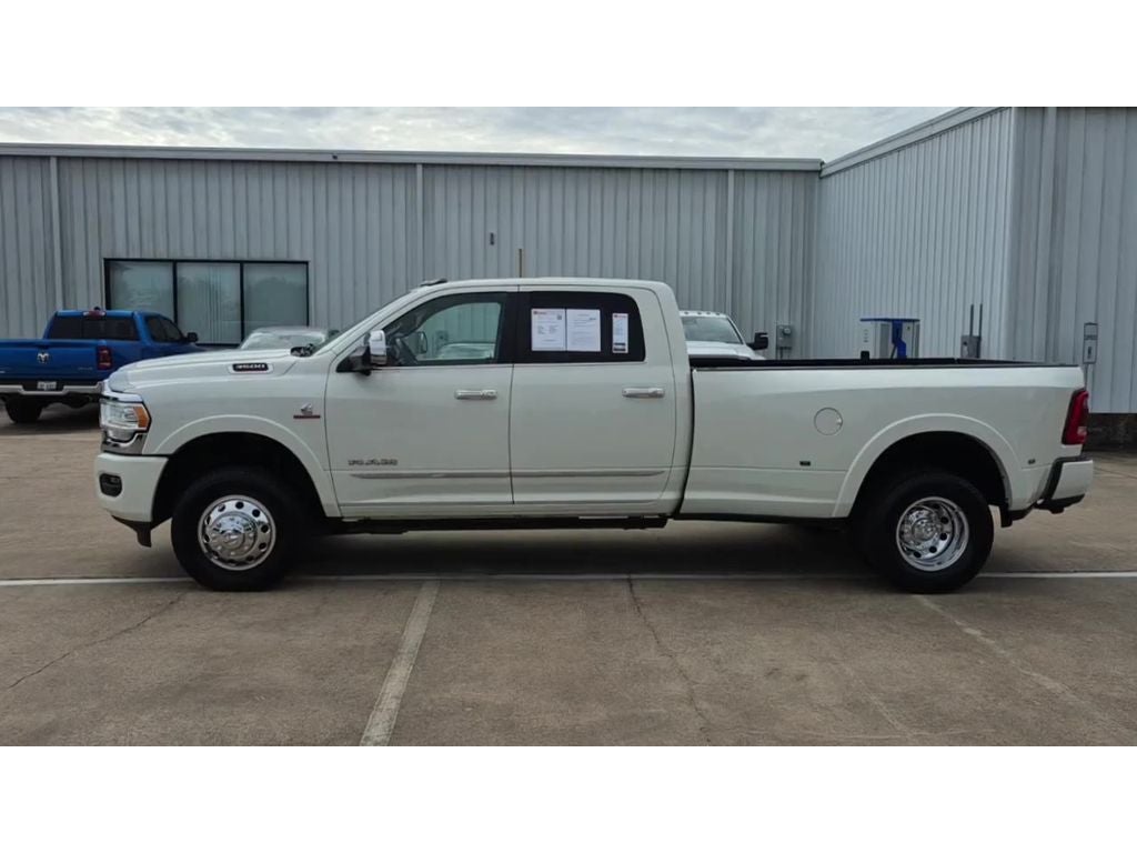 2021 RAM 3500 Limited Crew Cab 4x4 8' Box