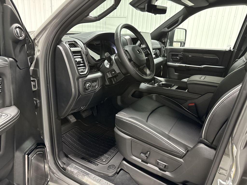 2026 RAM Ram 3500 RAM 3500 LIMITED CREW CAB 4X4 8' BOX