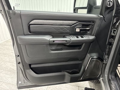 2026 RAM Ram 3500 RAM 3500 LIMITED CREW CAB 4X4 8' BOX