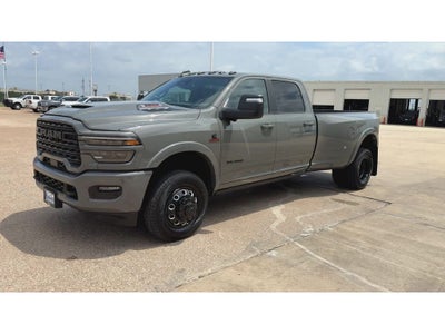 2026 RAM Ram 3500 RAM 3500 LIMITED CREW CAB 4X4 8' BOX