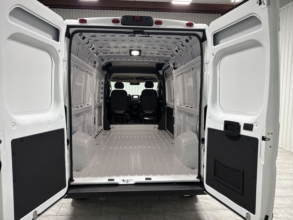 2026 RAM Ram ProMaster SLT