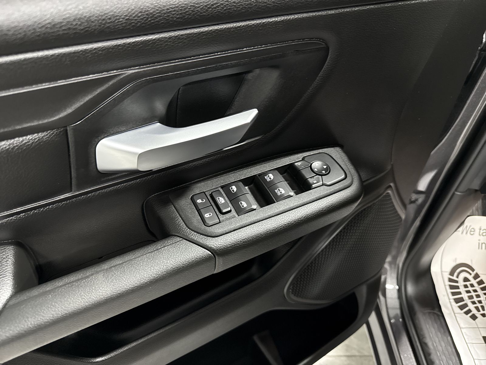 2027 RAM Ram 1500 Express