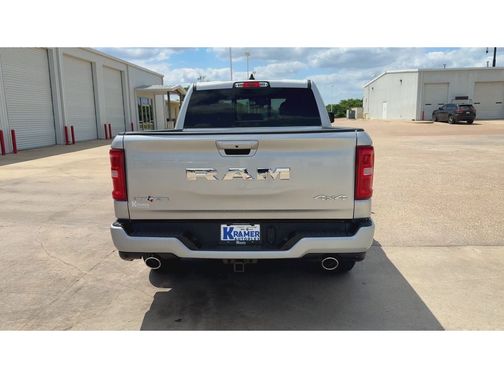 2026 RAM Ram 1500 RAM 1500 LONE STAR CREW CAB 4X4 5'7' BOX