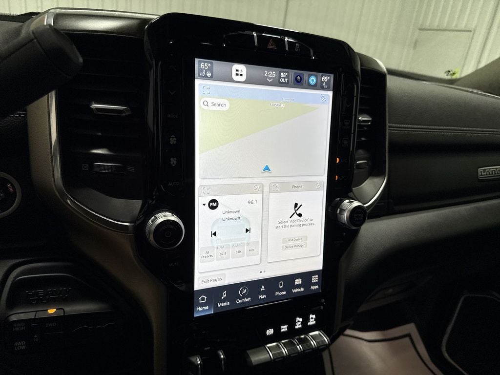 2024 RAM 2500 Laramie Crew Cab 4x4 6'4' Box