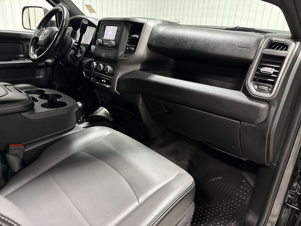 2022 RAM 2500 Tradesman Crew Cab 4x4 8' Box