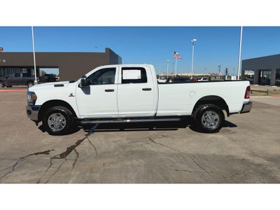 2023 RAM 2500 Tradesman Crew Cab 4x4 8' Box