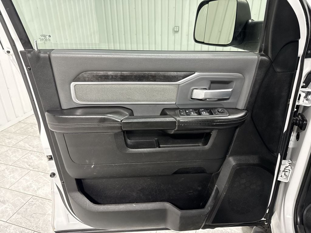 2022 RAM 2500 Lone Star Crew Cab 4x4 8' Box