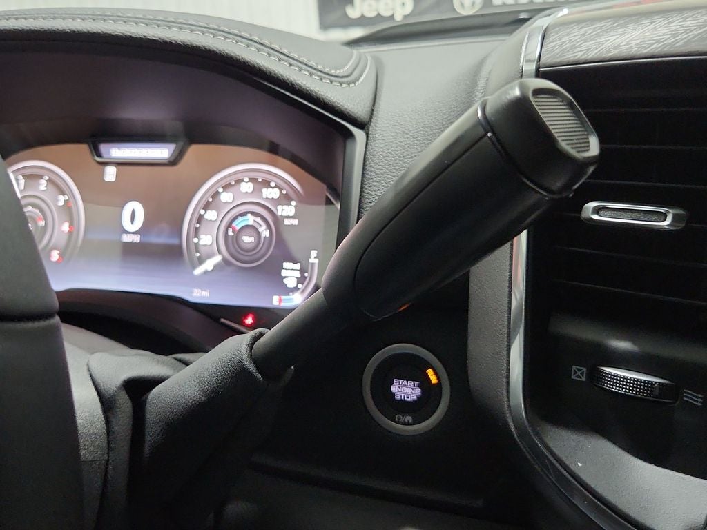 2025 RAM Ram 2500 RAM 2500 LARAMIE MEGA CAB 4X4 6'4' BOX