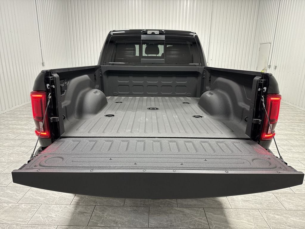2025 RAM Ram 2500 RAM 2500 LARAMIE MEGA CAB 4X4 6'4' BOX