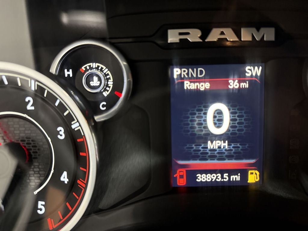 2024 RAM 3500 Chassis Tradesman/SLT/Laramie/Limited