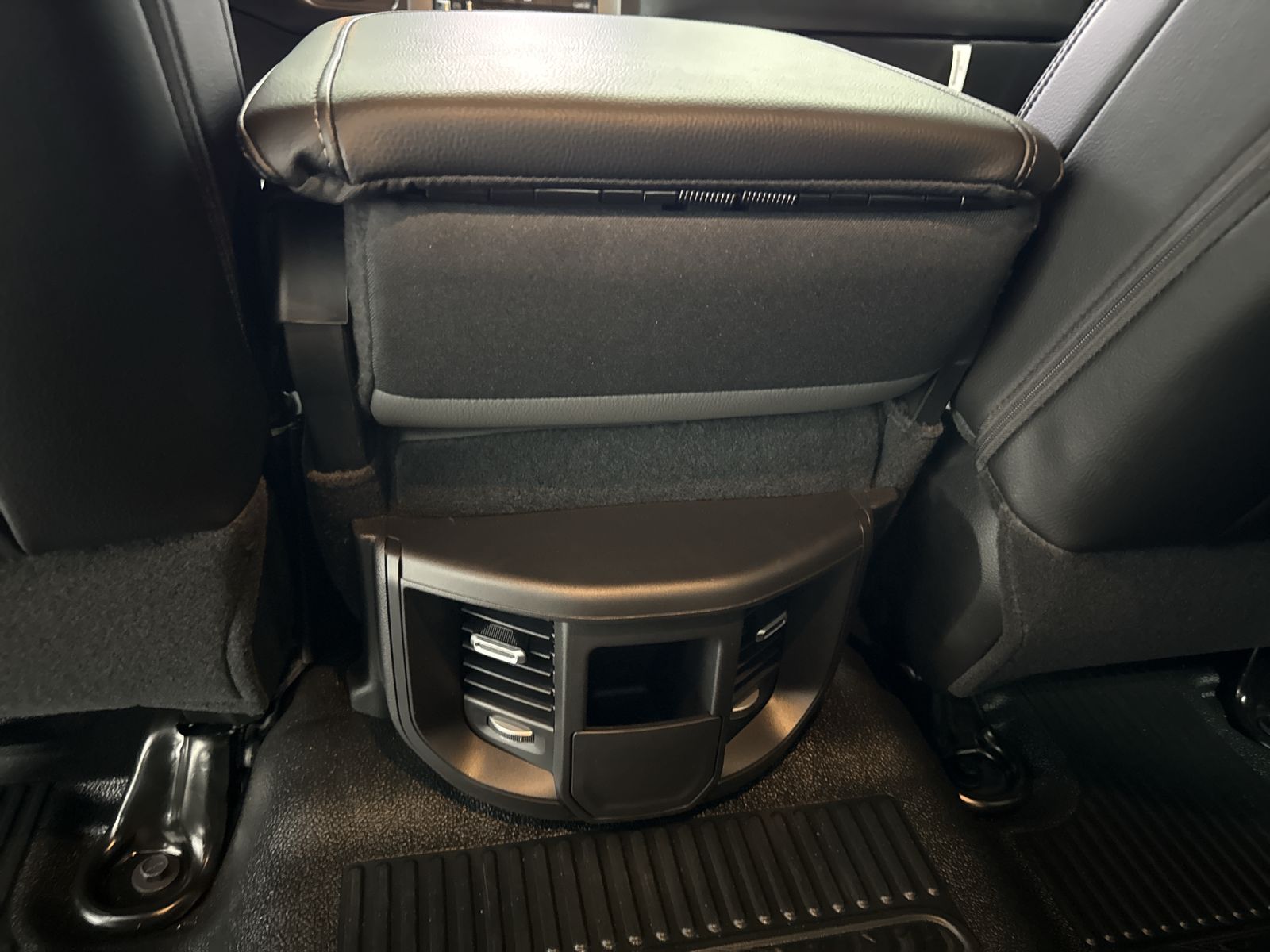 2027 RAM Ram 3500 Chassis Cab Tradesman