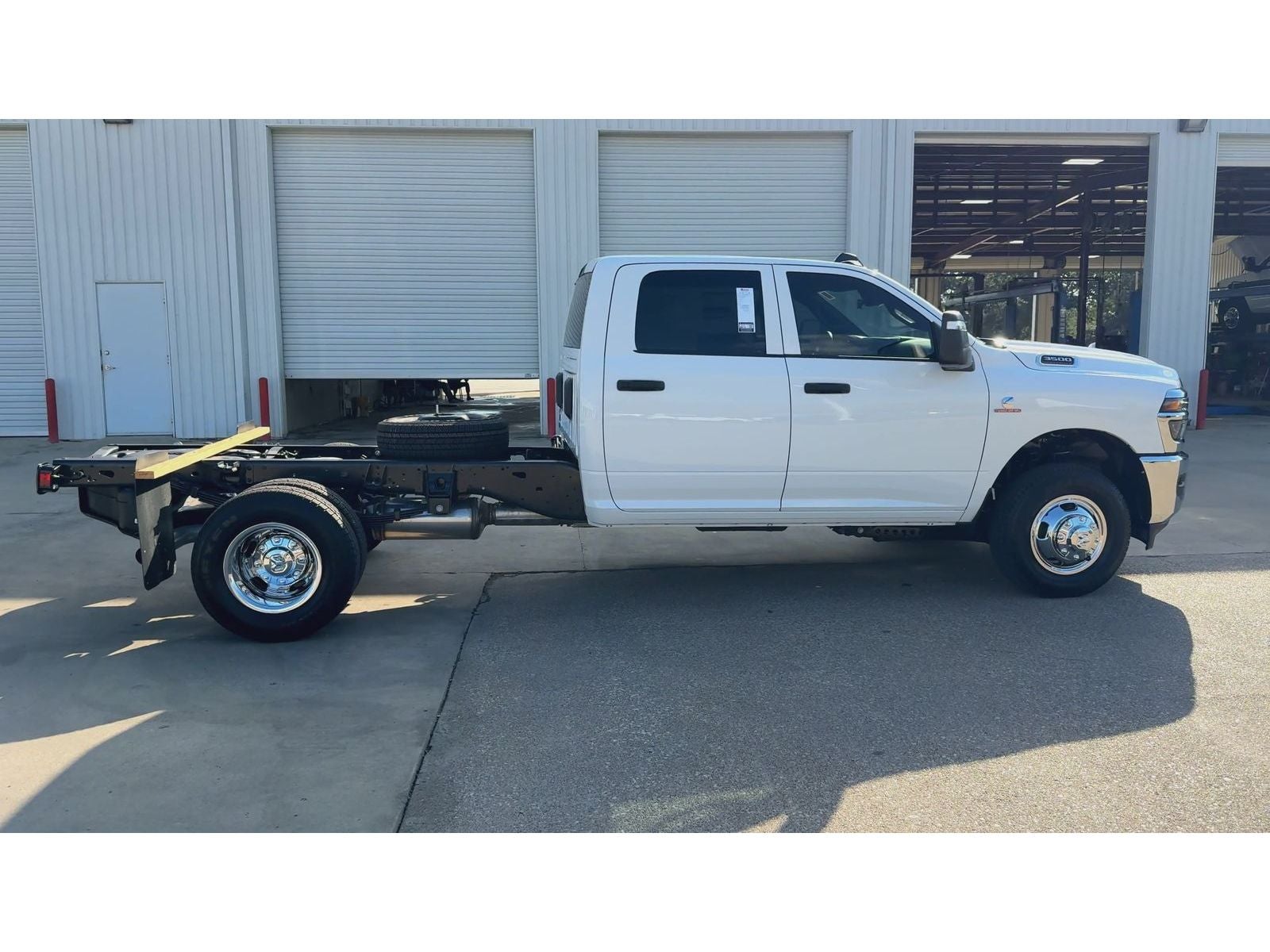 2027 RAM Ram 3500 Chassis Cab Tradesman