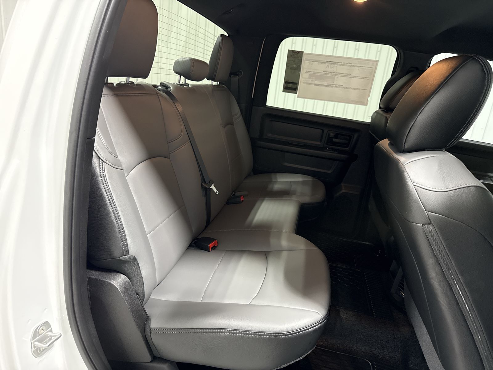 2027 RAM Ram 3500 Chassis Cab Tradesman