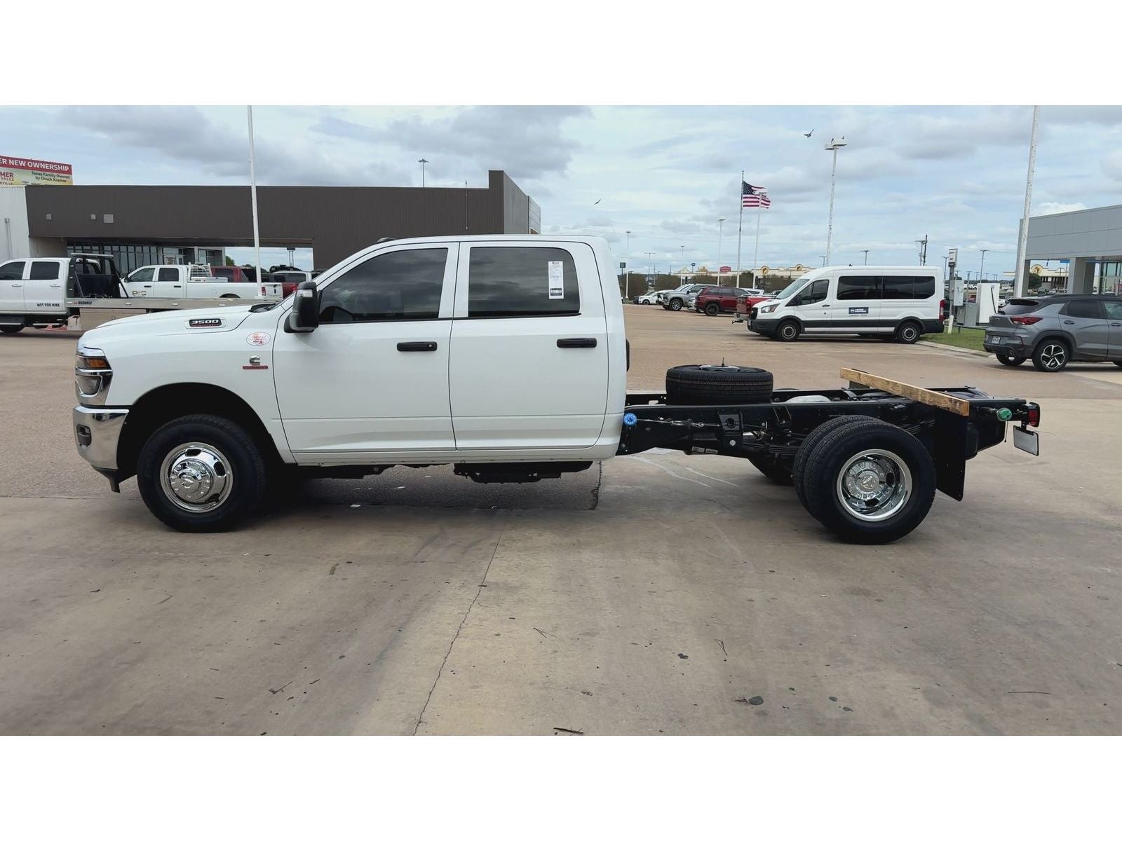 2027 RAM Ram 3500 Chassis Cab Tradesman