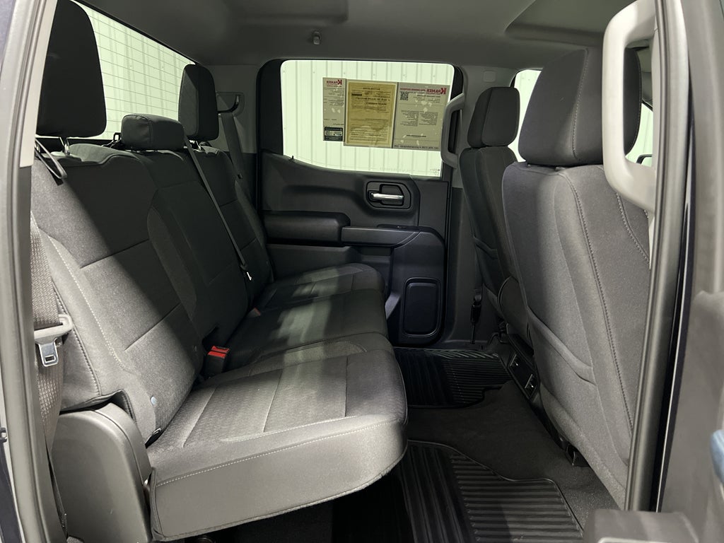 2023 Chevrolet Silverado 1500 4WD Crew Cab Short Bed Custom