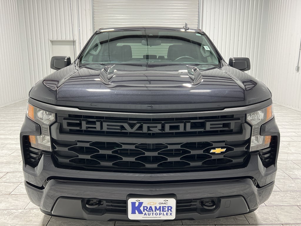 2023 Chevrolet Silverado 1500 4WD Crew Cab Short Bed Custom