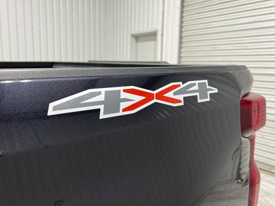 2023 Chevrolet Silverado 1500 4WD Crew Cab Short Bed Custom