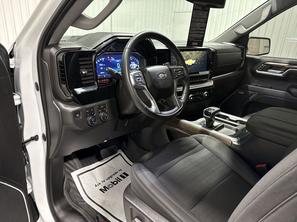 2023 Chevrolet Silverado 1500 4WD Crew Cab Standard Bed LT Trail Boss