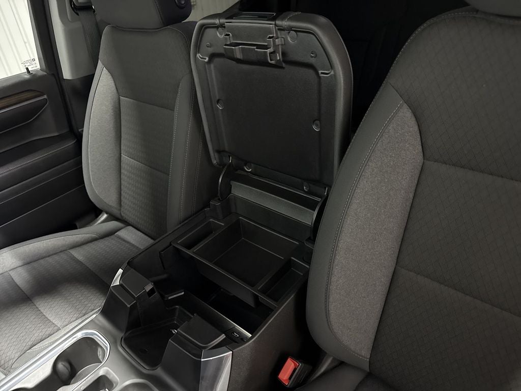 2023 Chevrolet Silverado 1500 4WD Crew Cab Standard Bed LT Trail Boss