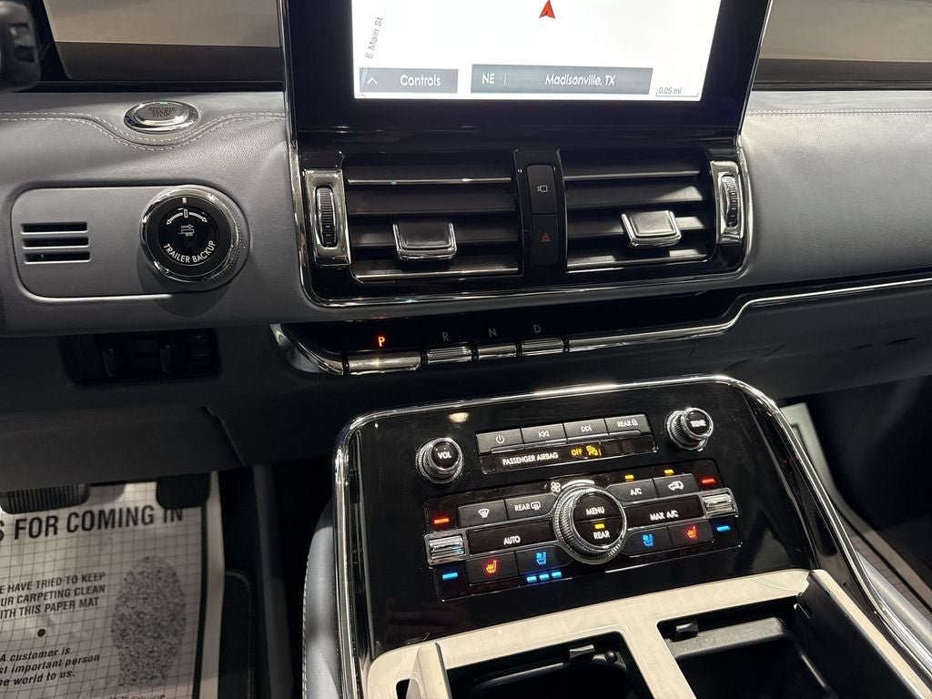 2020 Lincoln Navigator Black Label
