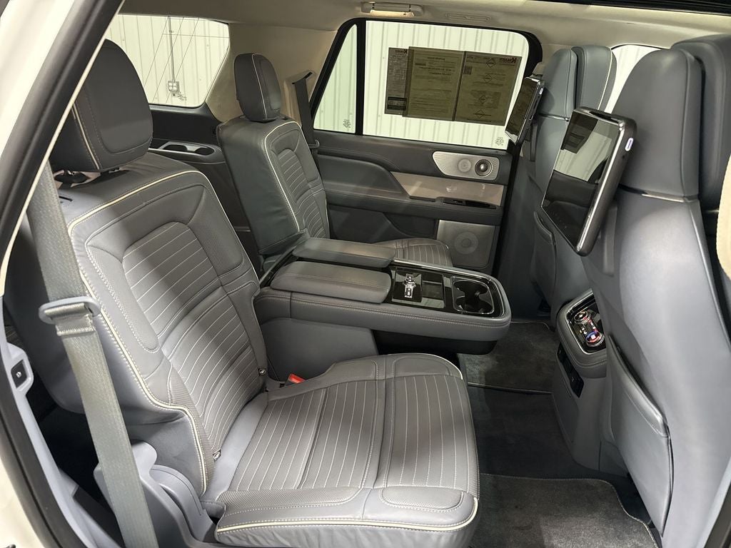 2020 Lincoln Navigator Black Label