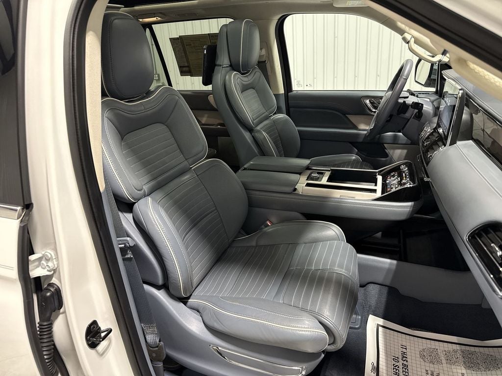 2020 Lincoln Navigator Black Label