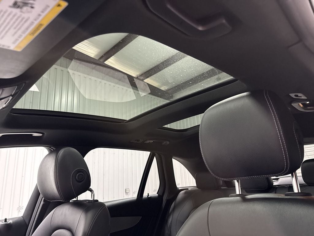 2019 Mercedes-Benz GLC 300 300