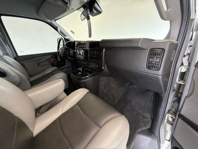 2021 Chevrolet Express Passenger 2500 1LS