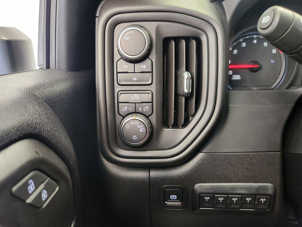 2025 Chevrolet Silverado 2500 HD Custom