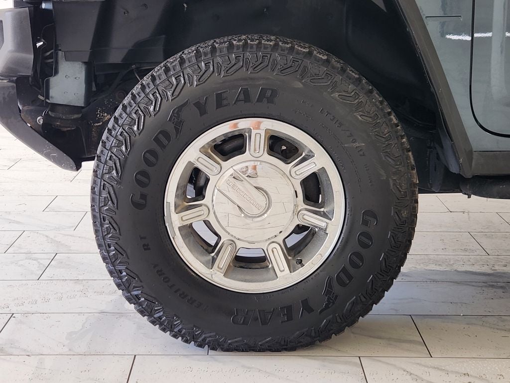 2005 HUMMER H2 SUV