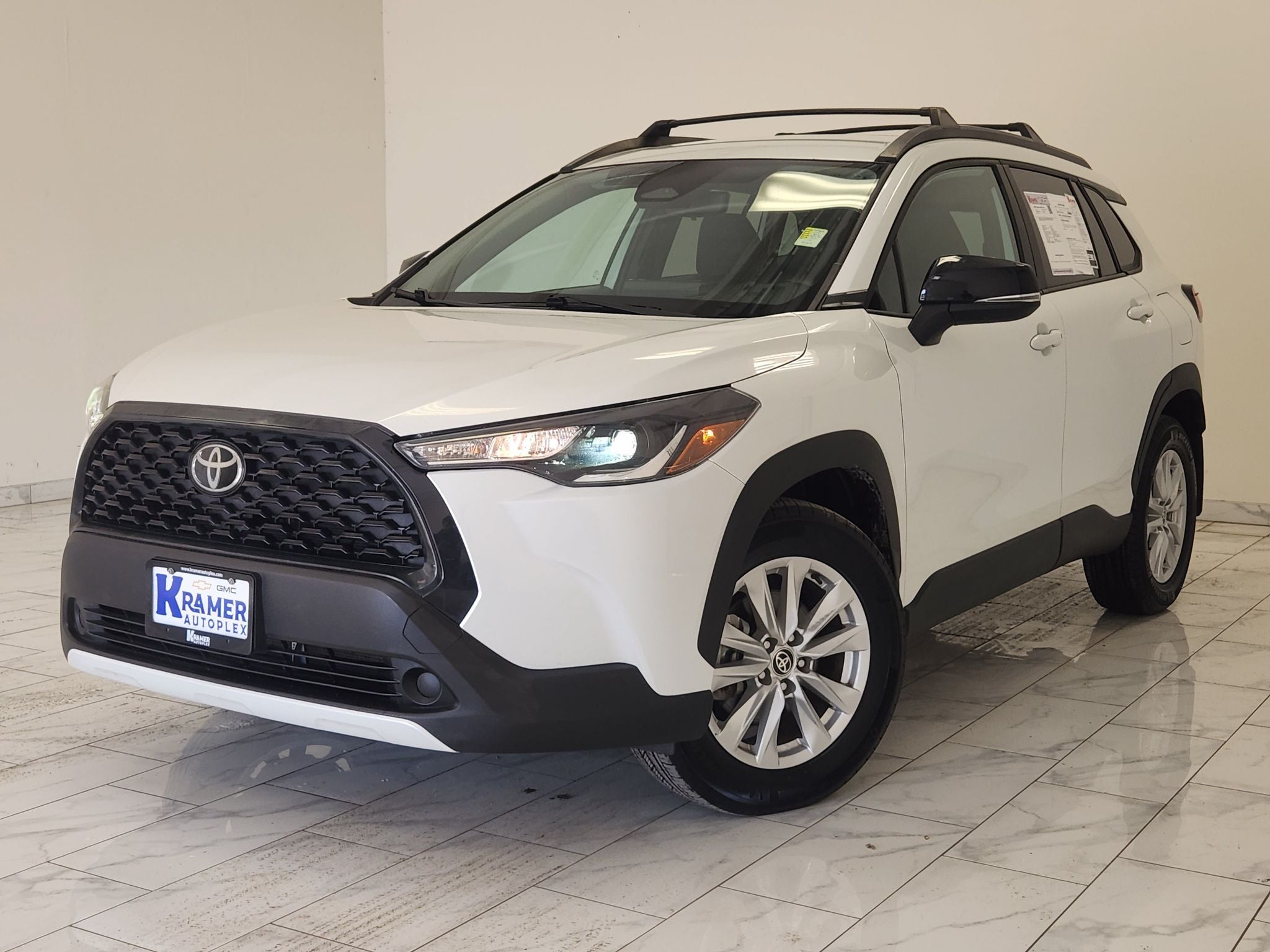 2025 Toyota Corolla Cross LE