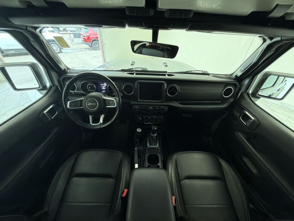 2022 Jeep Gladiator Overland