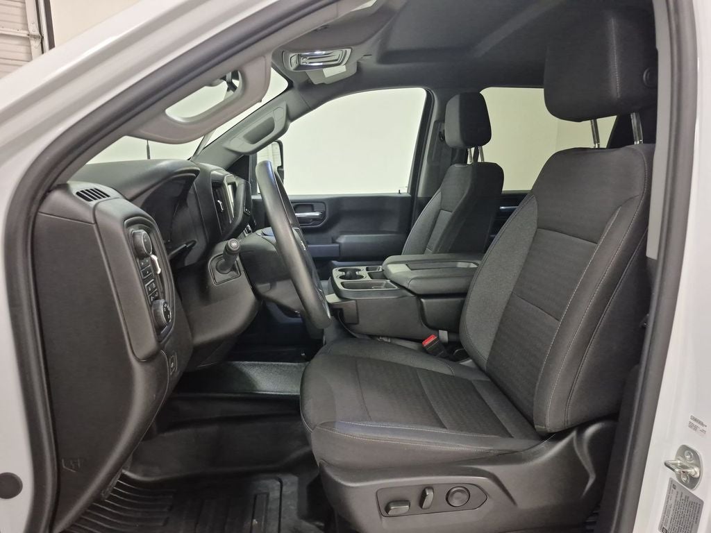 2025 Chevrolet Silverado 3500 HD WT