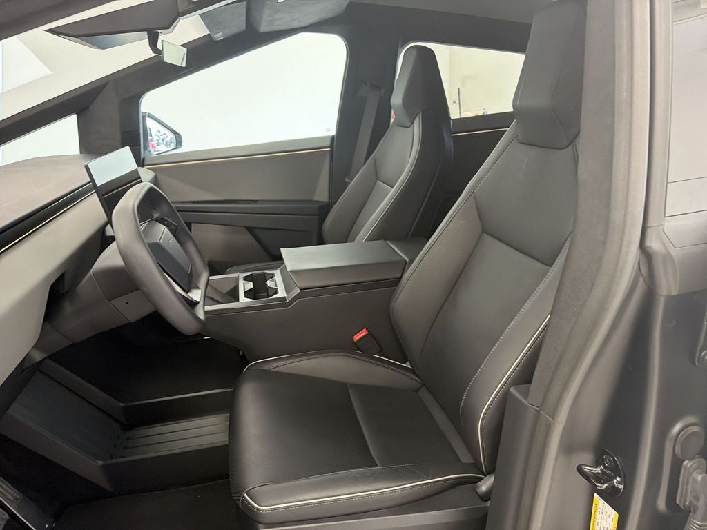 2025 Tesla Cybertruck All-Wheel Drive