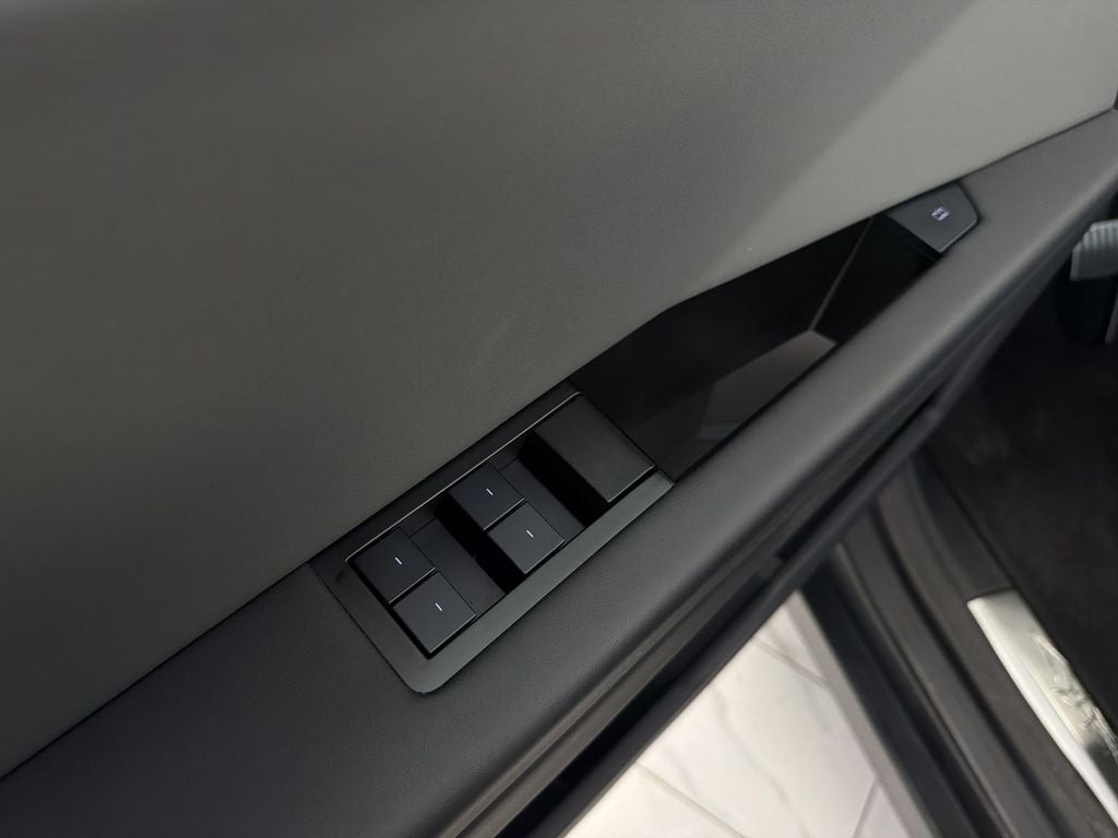 2025 Tesla Cybertruck All-Wheel Drive