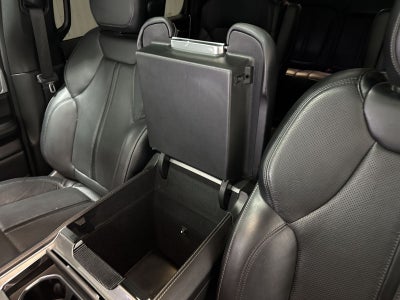 2022 Jeep Wagoneer Series III Carbide 4x2