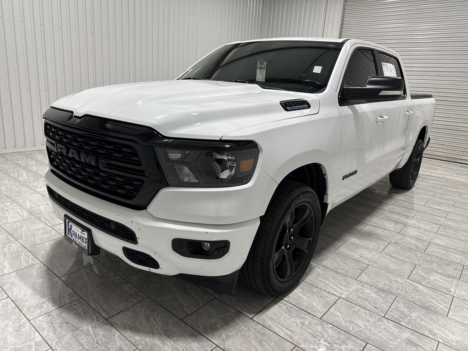 2022 RAM 1500 Lone Star Crew Cab 4x4 5'7" Box