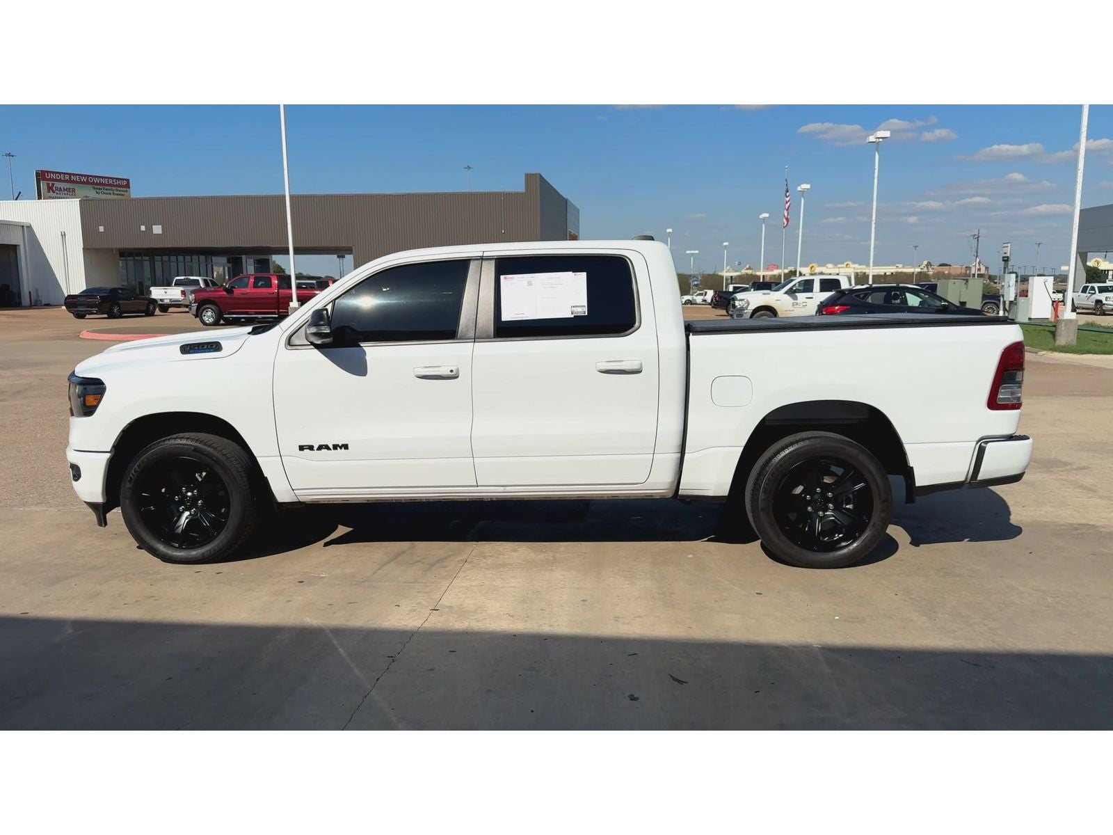 2022 RAM 1500 Lone Star Crew Cab 4x4 5'7" Box