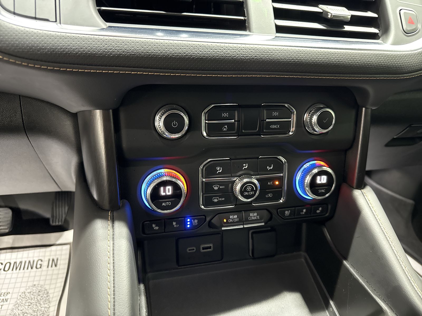 2023 GMC Yukon AT4