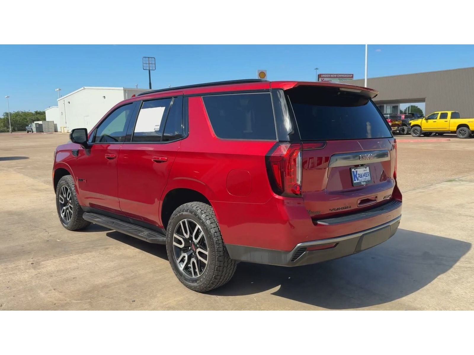 2023 GMC Yukon AT4