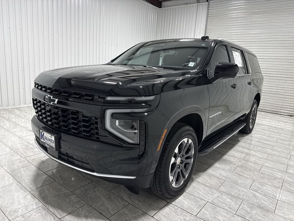 2025 Chevrolet Suburban LS