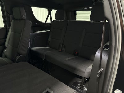 2025 Chevrolet Suburban LS