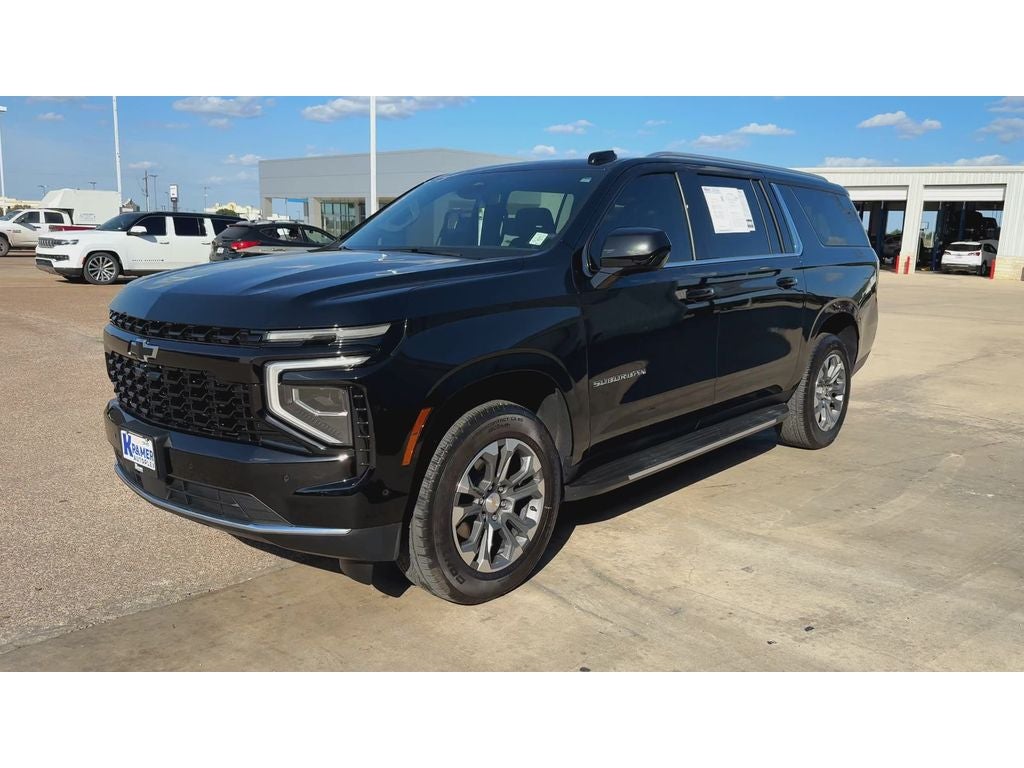 2025 Chevrolet Suburban LS
