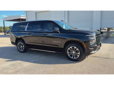 2025 Chevrolet Suburban LS